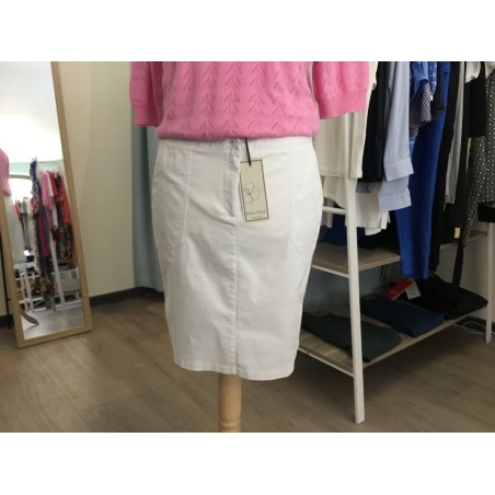 Jupe en coton stretch modèle Zahara Marque Maloka couleur blanc