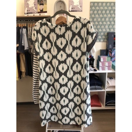 Robe modèle Etyroua Marque Etymologie en viscose et lin