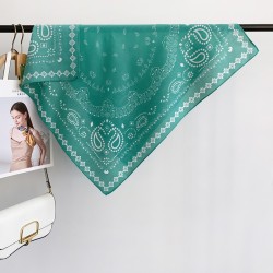 Foulard carré vert Paisley Viscose